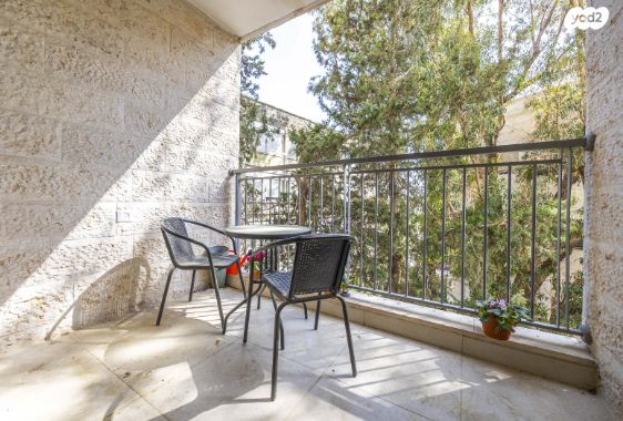 דירה, טשרניחובסקי, גבעת הורדים, רסקו, ירושלים