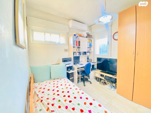 דירה, יהודה בורלא, ניות, ירושלים