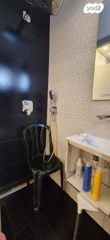 דירה, ד"ר שמואל אברהם פוזננסקי, תל חיים, תל אביב יפו