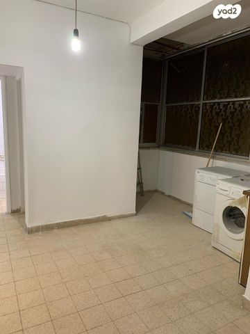 דירה, כפר גנים א, פתח תקווה