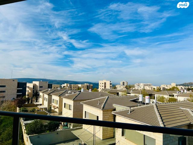 דירה, גדרון, גבעת מכוש, כרמיאל