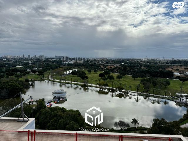 גג/ פנטהאוז, רמת גן