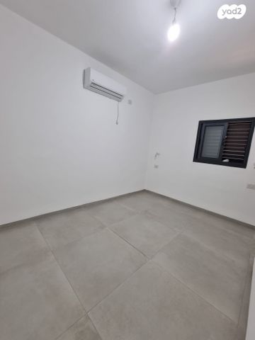 דירה, סמטת אביב, בן גוריון, קרית אתא