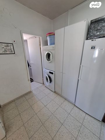 גג/ פנטהאוז, בצלאל, גאולה, חיפה