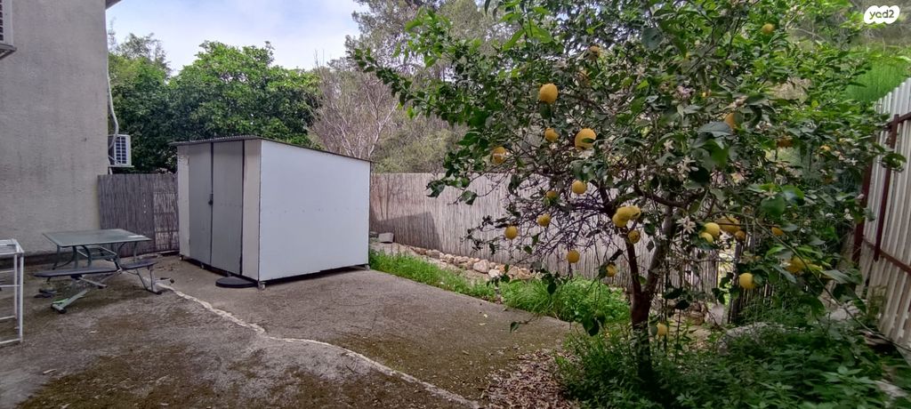 דו משפחתי, החסידה, עפולה