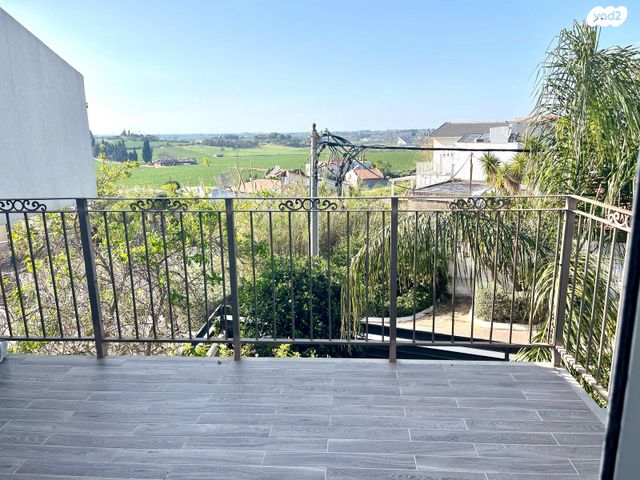 בית פרטי/ קוטג', טירת שלום, נס ציונה