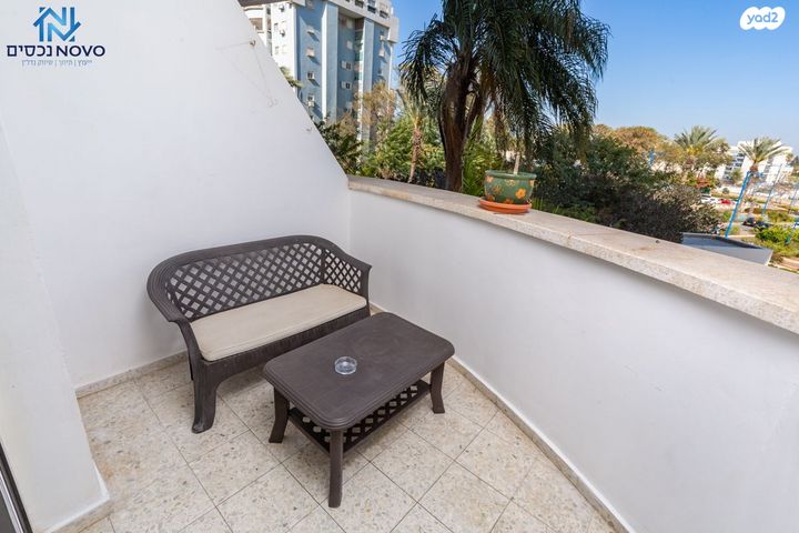 דירה, נאות בגין, לב יבנה, יבנה