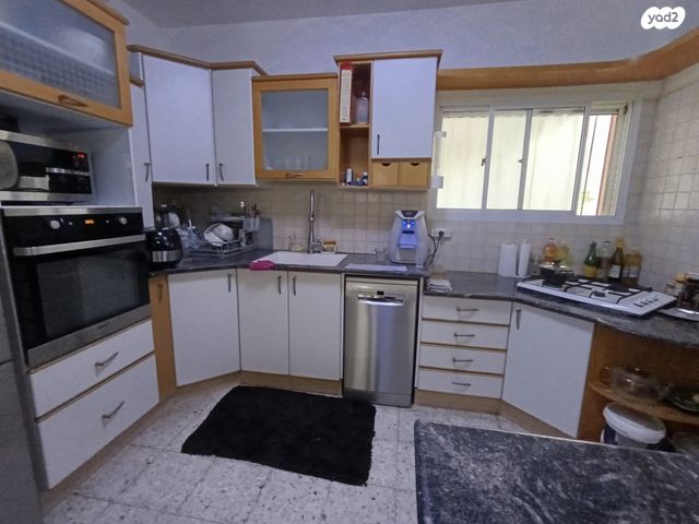 דירת גן, ערד