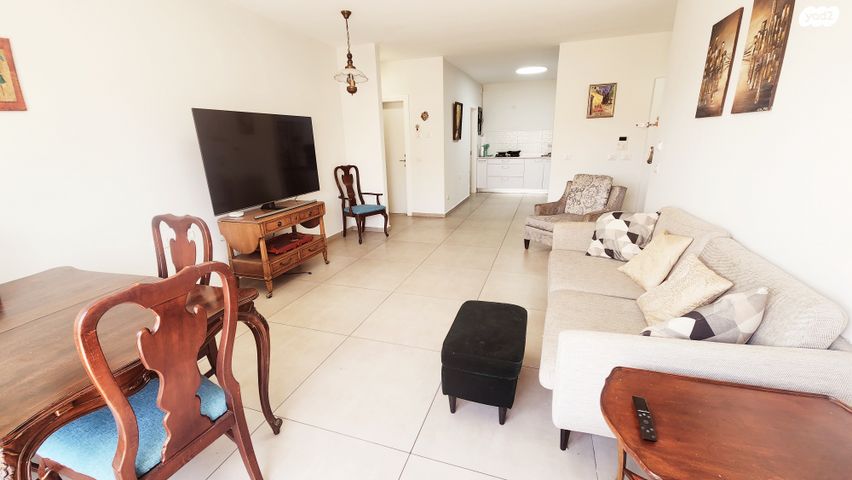 דירה, סנסן, צור הדסה