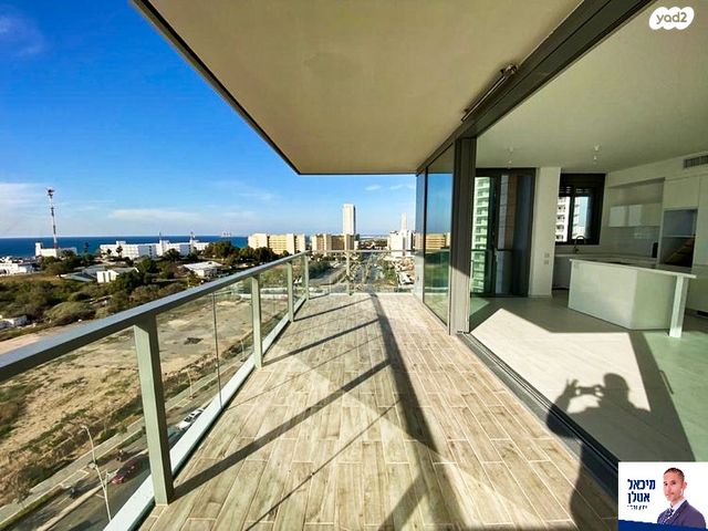 דירה, שדרות רחבעם זאבי 15, גבעת אולגה, חדרה