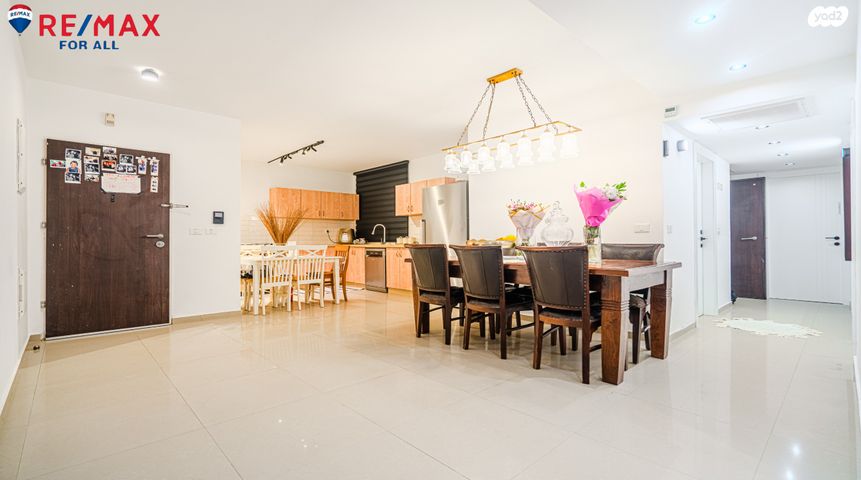 ביכורי ענבים 