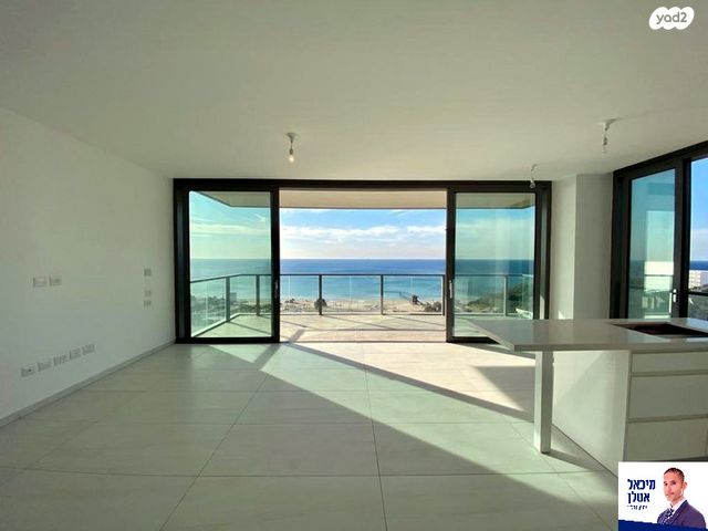 דירה, שדרות רחבעם זאבי 15, גבעת אולגה, חדרה