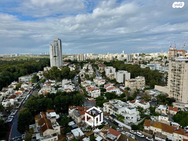 גג/ פנטהאוז, רמת גן