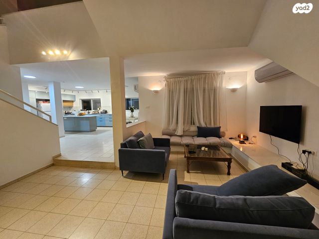 בית פרטי/ קוטג', להבים