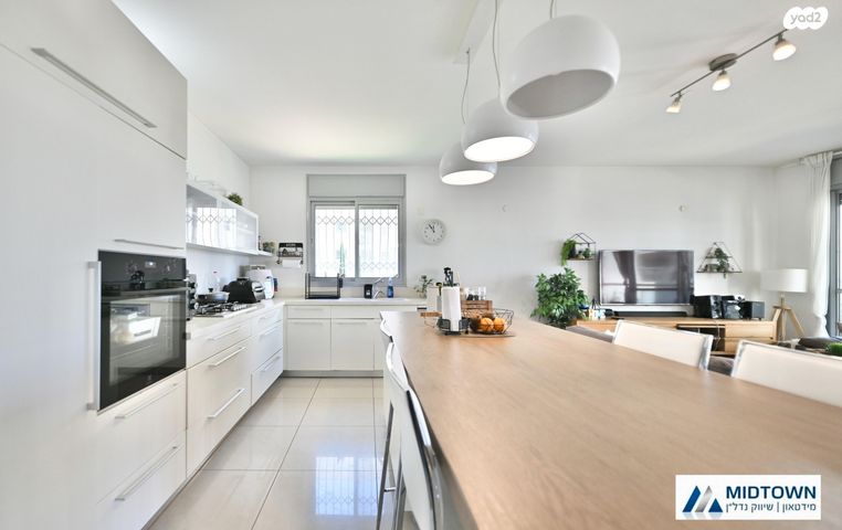 דירה, דובה ויצחק שיינפיין 28, כפר סבא הירוקה, כפר סבא