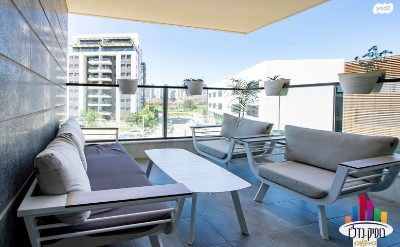 דירה, עמוס עוז, גליל ים (מתחם הכוכבים), הרצליה