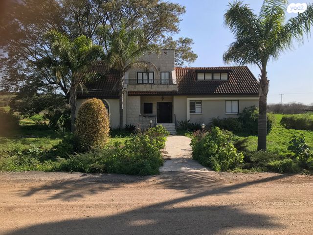 משק חקלאי/ נחלה, ציפורי