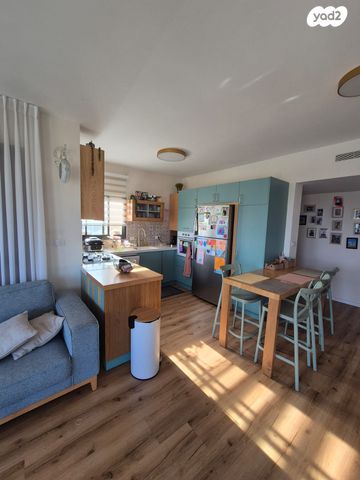 דו משפחתי, הכרמל, גבעת אלה