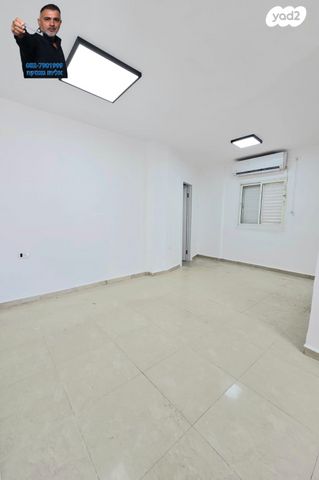 גג/ פנטהאוז, הרצל, עצמאות יוספטל, בת ים