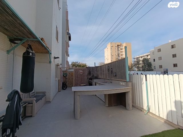 דירת גן, ערד