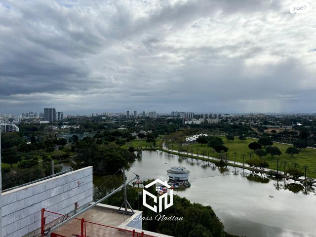 גג/ פנטהאוז, רמת גן