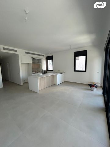 דירה, שדרות ביאליק 26, הדר, רמת השרון