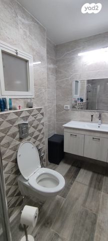 דו משפחתי, החסידה, עפולה