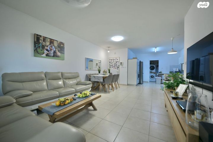 דירה, אפרים קישון 20, חתני פרס ישראל, באר יעקב