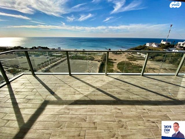 דירה, שדרות רחבעם זאבי 15, גבעת אולגה, חדרה