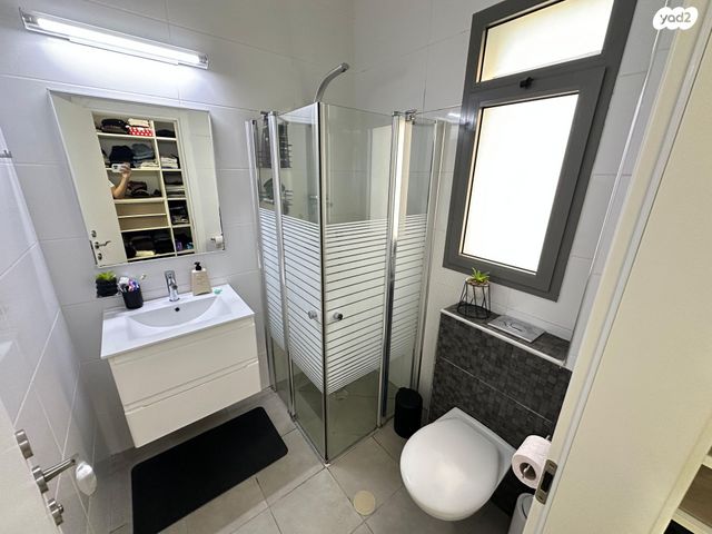 דירת גן, יוסף בורג, נווה זאב, נאות אילן, באר שבע