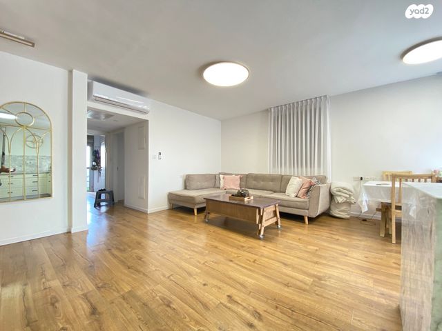 גג/ פנטהאוז, ליבר זאב, קרית השרון, נתניה