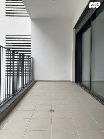 דירה, אריה אלטמן, יד אליהו, תל אביב יפו