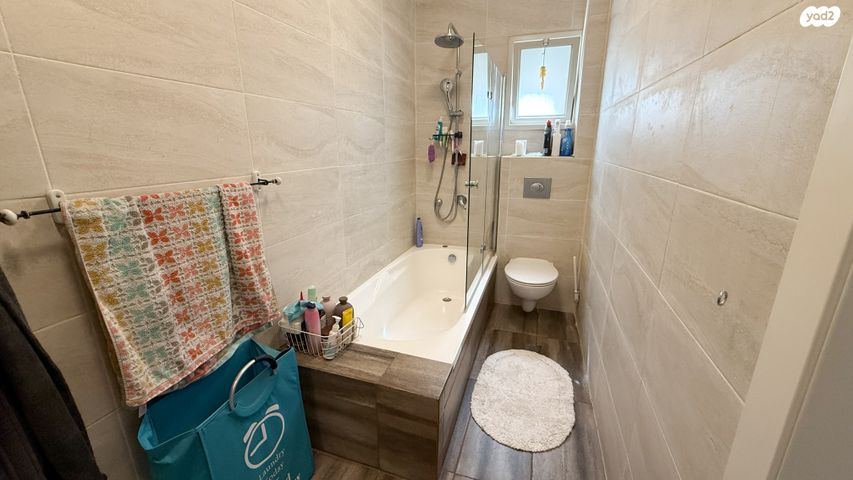 דירה, פועלים א, כפר סבא