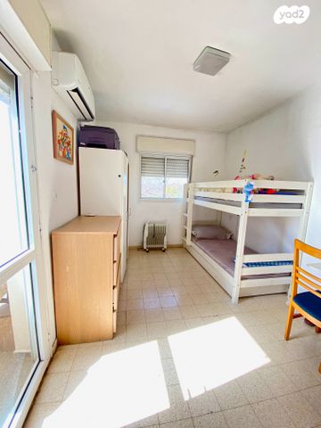 דופלקס, המורן, אבן גבירול, רחובות