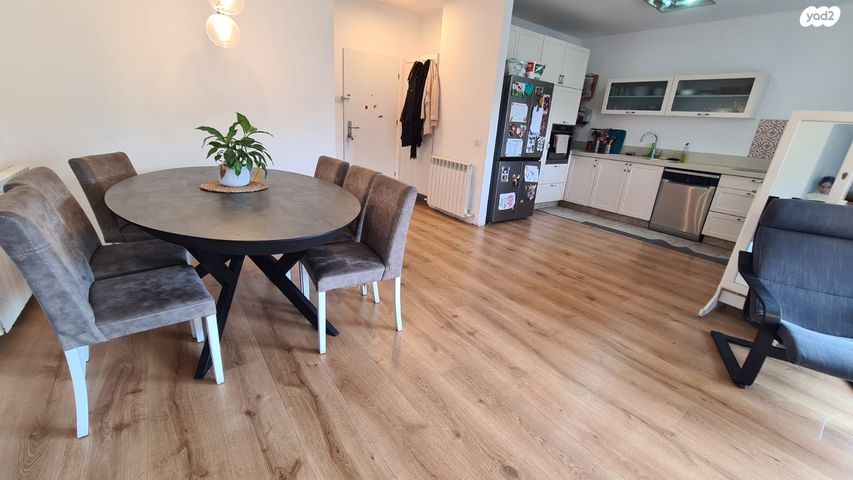 דירה, גרשון אבנר, ארמון הנציב, תלפיות מזרח, ירושלים