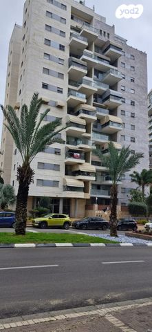 שדרות האלונים 