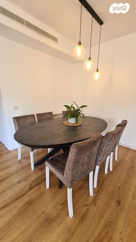 דירה, גרשון אבנר, ארמון הנציב, תלפיות מזרח, ירושלים