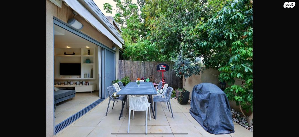 בית פרטי/ קוטג', קצין, קזן, רעננה