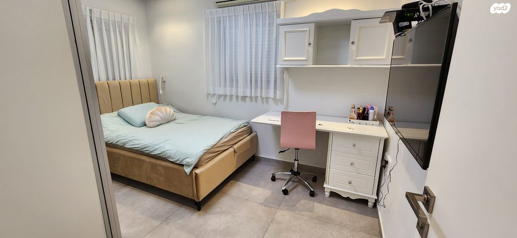 דירה, ד"ר שמואל אברהם פוזננסקי, תל חיים, תל אביב יפו