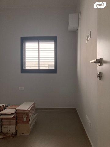 דירה, אריה אלטמן, יד אליהו, תל אביב יפו