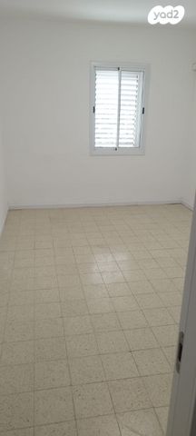 דירה, השושנים 25, אשכול, כרמיאל