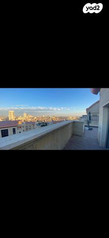 דירה, שדרות הנשיא השישי, קרית הלאום, ירושלים