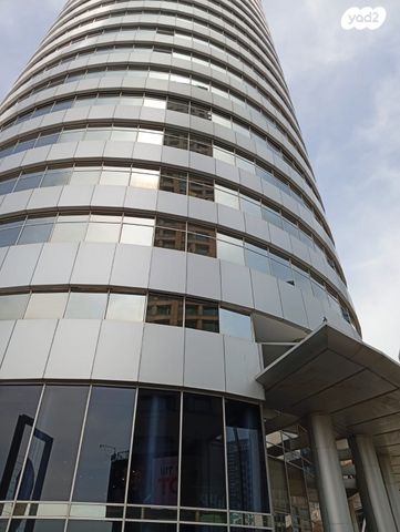 דרך מנחם בגין 7