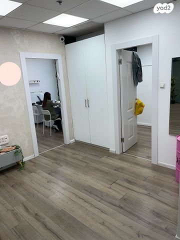 משרדים, אזור תעשיה א, חולון