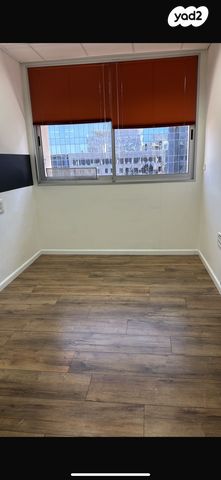 משרדים, אזור תעשיה, הרצליה