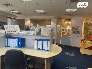 משרדים, דרך מנחם בגין, רמת גן