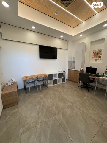 שדרות הנשיא השישי 