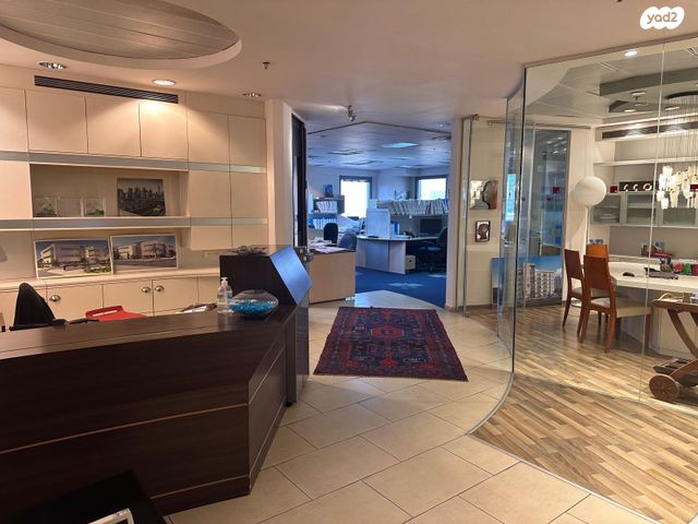 משרדים, דרך מנחם בגין, רמת גן