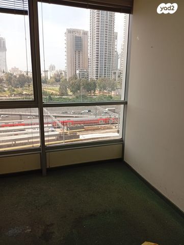 משרדים, דרך מנחם בגין 7, בורסה, רמת גן