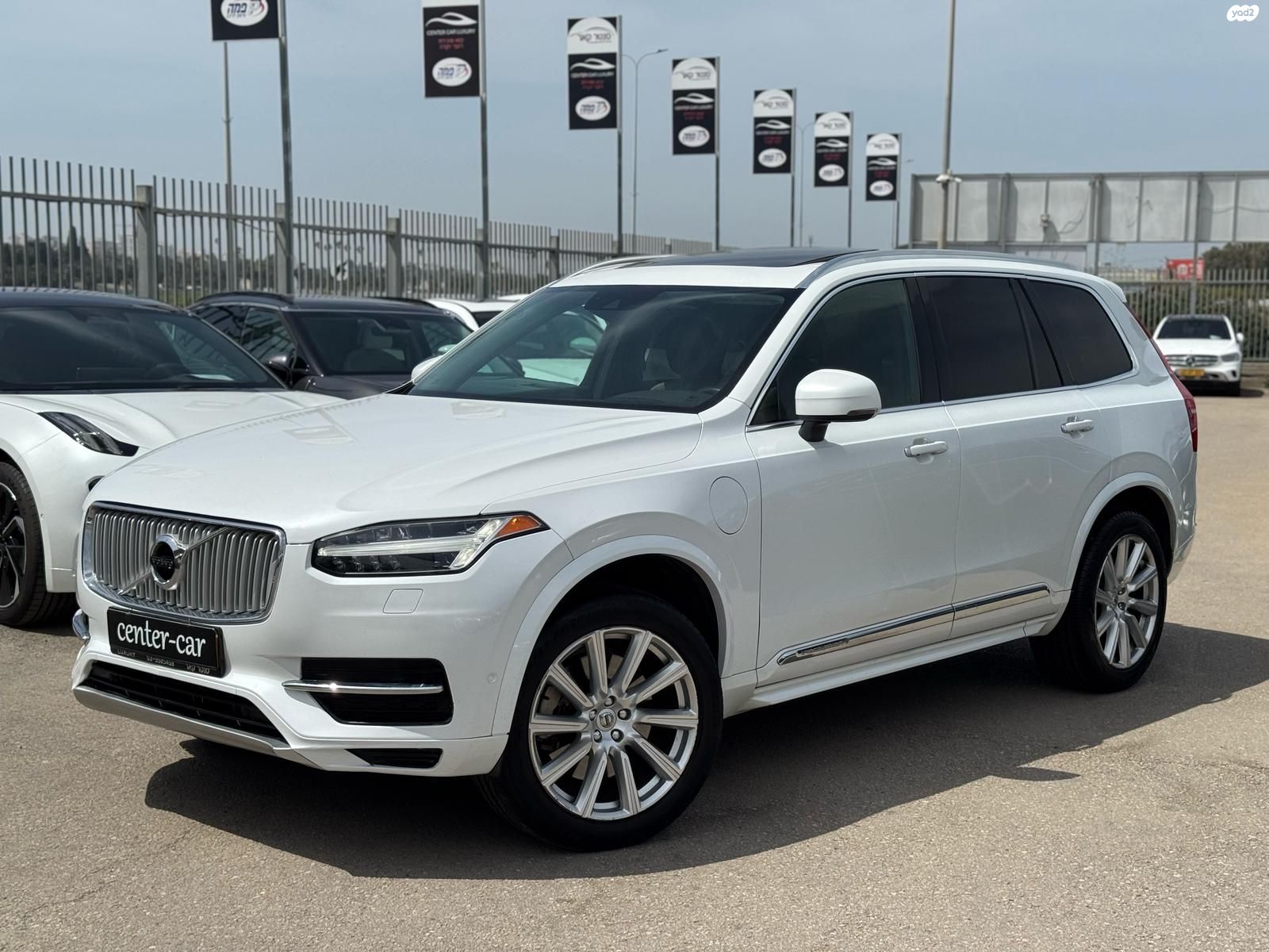 מודעת רכב וולוו XC90